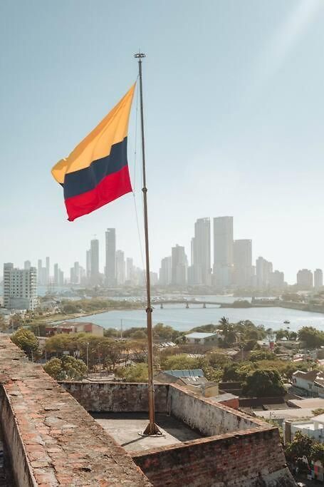 Edificio Delfines Bocagrande , Ubicacion Y Precio Apartment