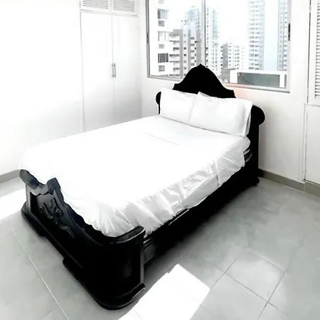 Edificio Delfines Bocagrande , Ubicación Y Precio Apartamento Cartagena